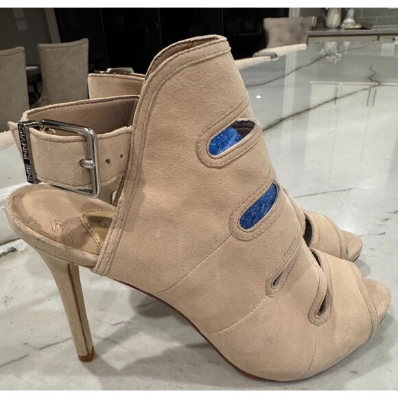 Gianni Bini Ecru Suede Peep Toe Heeled Booties Sz 8.5 - Picture 8 of 11